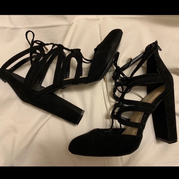 Wild Diva Lounge Heels - Suede Heels Black - Picture 3 of 6